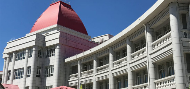 
Cung điện Hoàng gia Tonga - công trình do Trung Quốc cho hòn đảo vay tiền xây dựng (Ảnh: Newsroom)
