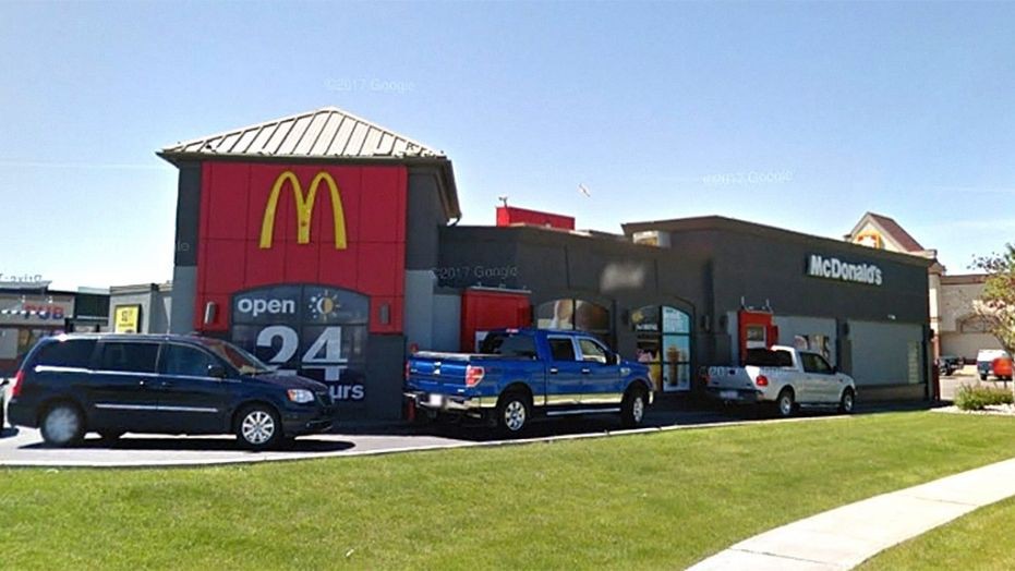 Một phụ nữ mang thai cho biết cửa hàng McDonalds ở Letherbridge, Alberta, đã bán cho cô cốc cà phê pha chất tẩy rửa. (Nguồn: Google Maps view)