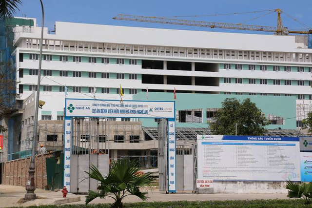 
Dự án Bệnh viện Hữu nghị đa khoa Nghệ An - Giai đoạn 2 thi công xây dựng sai với nội dung giấy phép được cấp bị xử phạt 40 triệu đồng.
