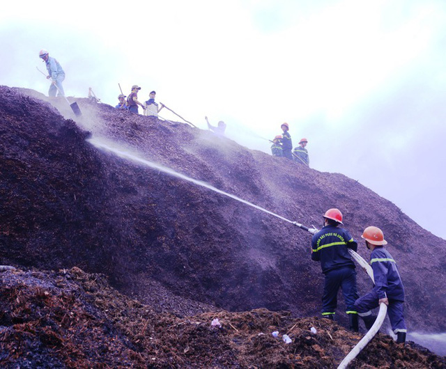 Hơn 100 tỷ “bốc hơi” trong vụ cháy kho chứa dăm gỗ