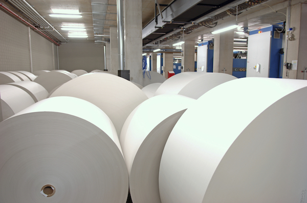 Doanh nghiệp Trung Quốc sang sản xuất bột giấy tái chế: Bột sạch đưa về, rác ở lại Việt Nam?