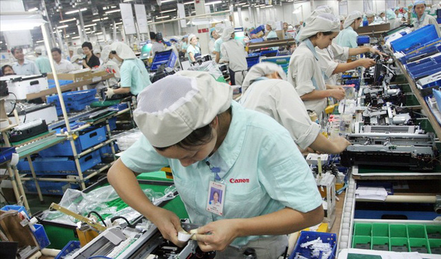 30 năm thu hút FDI: Họ mang vốn, công nghệ vào rồi tự xuất khẩu thì người Việt được gì?