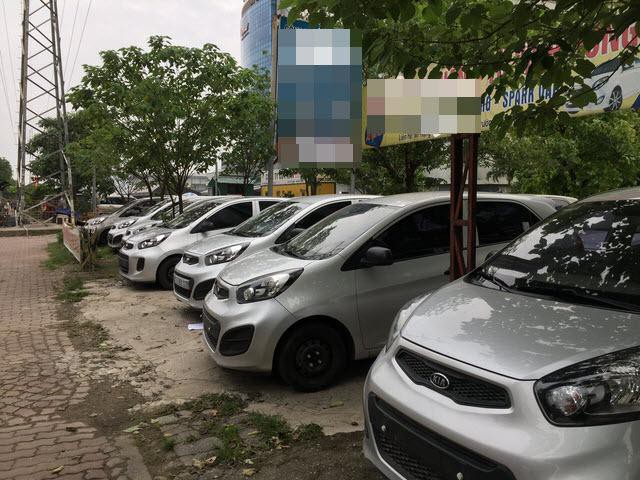 Xe cũ, dòng xe cỏ giá rẻ vẫn đạt doanh số tiêu thụ khá ổn định giữa cơn bão ở thị trường xe Việt