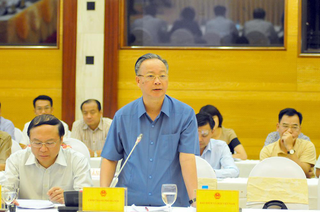 
Phó Chủ tịch UBND TP Hà Nội Nguyễn Văn Sửu trả lời câu hỏi tại cuộc họp báo
