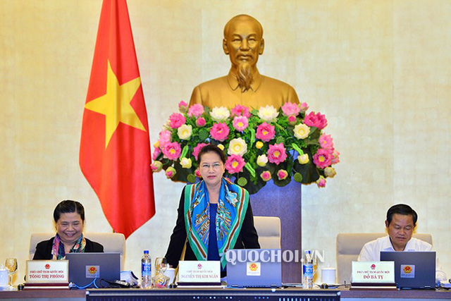 Chủ tịch Quốc hội Nguyễn Thị Kim Ngân chủ trì phiên họp của UB Thường vụ Quốc hội