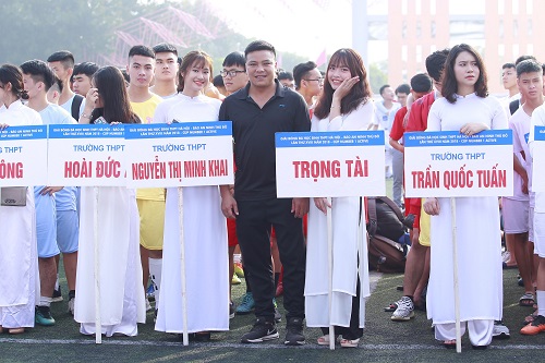 Tưng bừng khai mạc giải bóng đá học sinh THPT Hà Nội 2018  - Ảnh 1