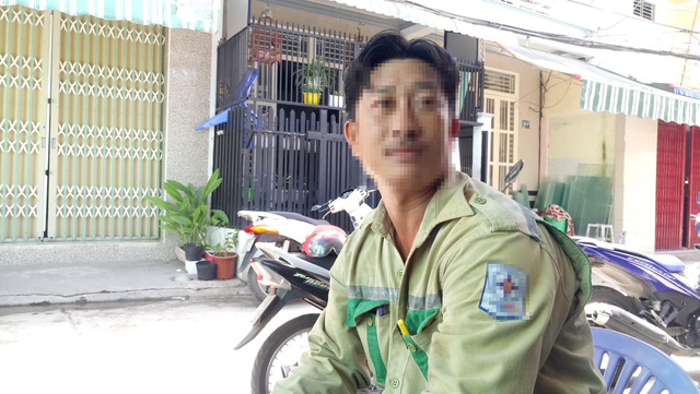 
Anh Nguyễn Cà Rê, người bị tịch thu 100 USD và phạt 90 triệu đồng
