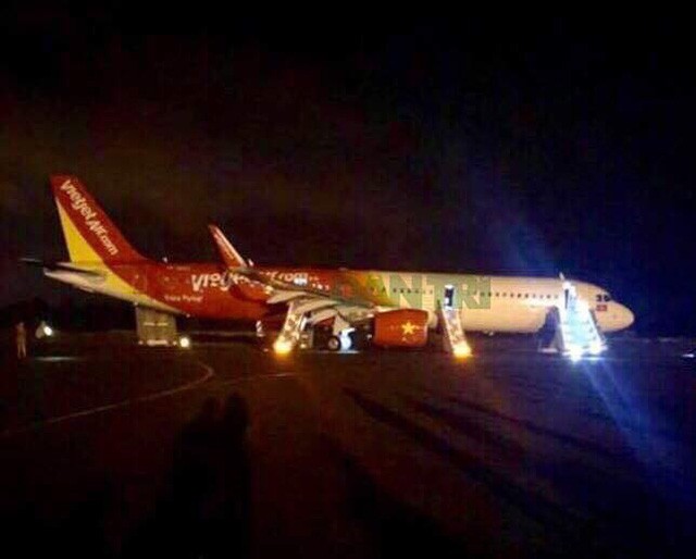 Máy bay Vietjet gặp sự cố tại sân bay Buôn Ma Thuột tối 29/11