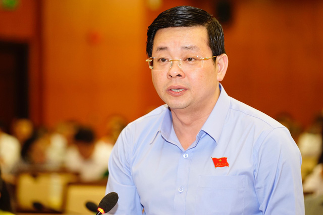 Ông Nguyễn Toàn Thắng - Giám đốc Sở Tài nguyên Môi trường TPHCM, cho biết đến nay TPHCM vẫn còn đến 17.730 trường hợp chưa được cấp giấy chứng nhận