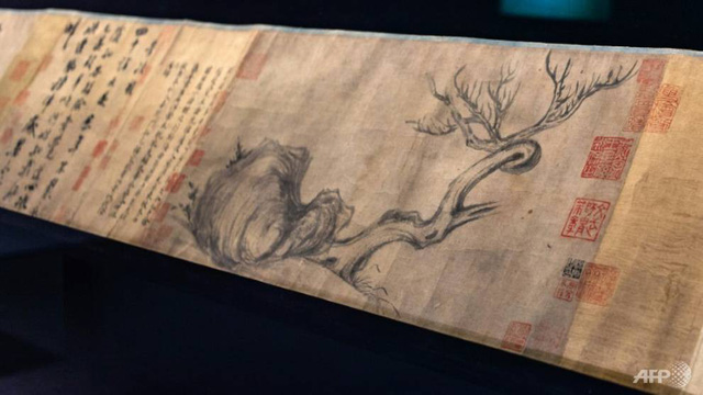 Bức tranh cổ Trung Quốc siêu hiếm gần 1.000 tuổi giá 1,4 nghìn tỷ đồng