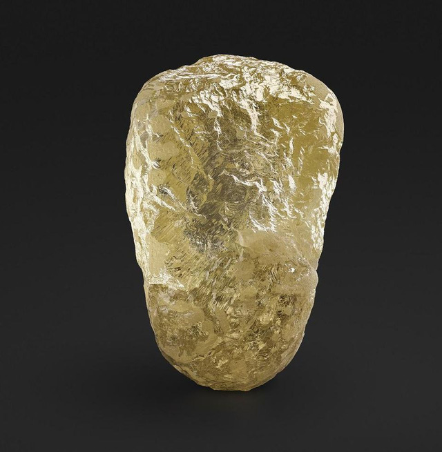 Đào được viên kim cương màu vàng 552 carat siêu hiếm từ trước đến nay