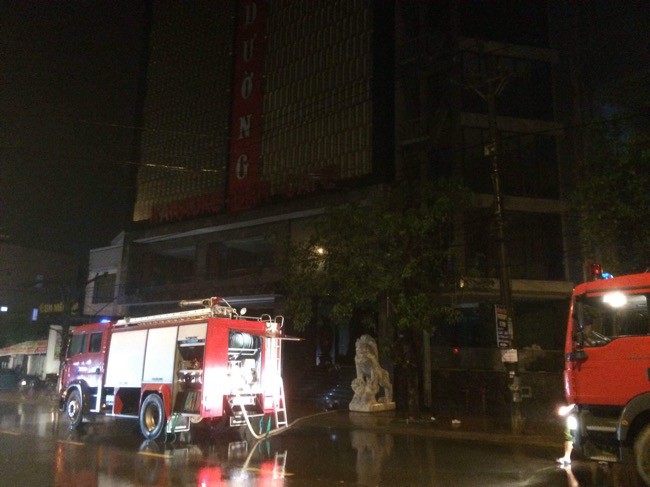 Cháy quán karaoke 9 tầng lớn nhất Quảng Trị - Ảnh 2.