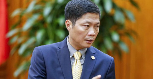Bộ trưởng xin lỗi vụ đón người nhà ở sân bay; Việt Nam lộ diện loạt “đại gia ngầm” - Ảnh 1.