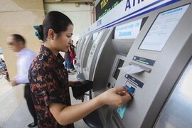 Tết Kỷ Hợi 2019: Phạt ngân hàng để ATM thiếu tiền, không hoạt động