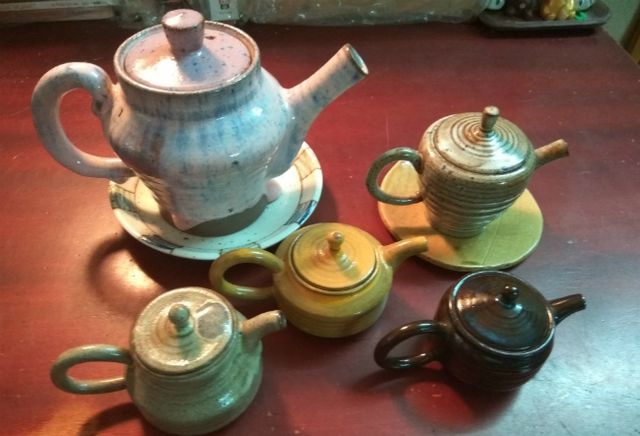 Bộ sưu tập ấm trà “độc nhất vô nhị” ở VN, có chiếc nhỏ xíu mà giá cả trăm triệu - 3