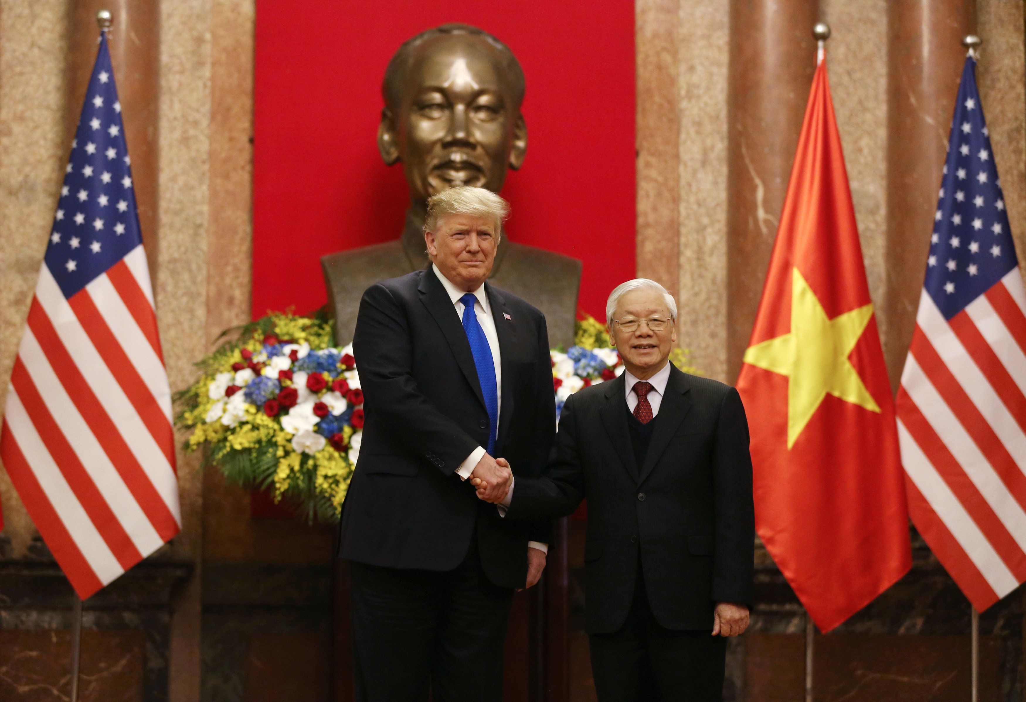 Nhà Trắng đăng ảnh chuyến thăm của ông Trump, ca ngợi quan hệ thương mại với Việt Nam