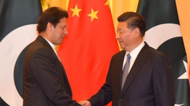 Thủ tướng Pakistan Imran Khan gặp Chủ tịch Trung Quốc Tập Cận Bình. (Nguồn: Twitter / @ PTIofficial)