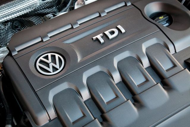 Cựu CEO của Volkswagen có nguy cơ bóc lịch 10 năm vì vụ gian lận khí thải - 2