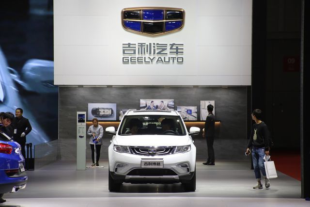 Doanh nghiệp ô tô thế giới rục rịch khởi động lại nhưng Trung Quốc vẫn bình chân như vại - 1