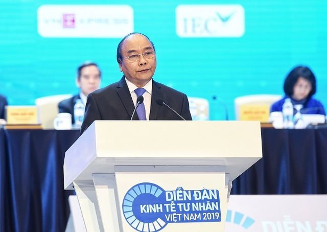 Thủ tướng: Việt Nam chỉ hùng mạnh khi doanh nghiệp tư nhân có thể cạnh tranh toàn cầu - 1