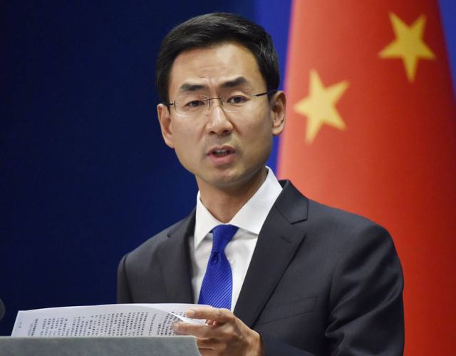 Trung Quốc tuyên bố “không bao giờ đầu hàng” trước cuộc chiến thương mại của Mỹ - 1