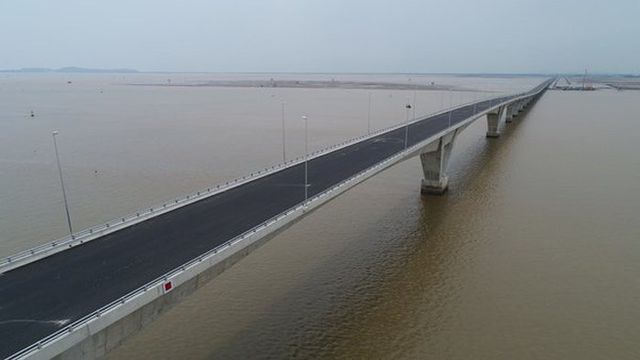 Đường ô tô vượt biển dài nhất Việt Nam: Giảm hiệu quả kinh tế vì chậm tiến độ 4 năm - 1