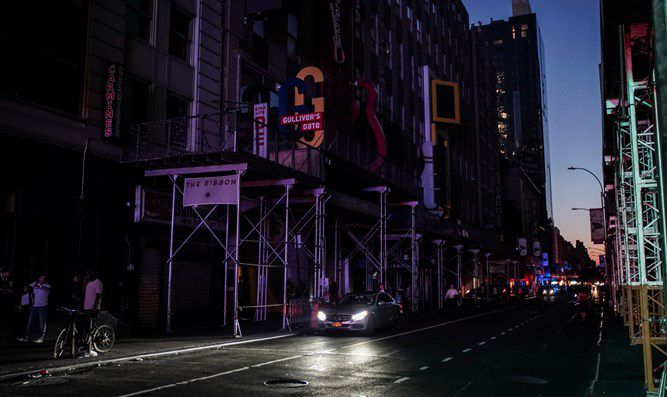 Thành phố New York tê liệt vì mất điện trên diện rộng