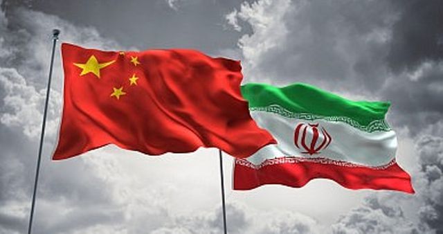 Hàng triệu thùng dầu Iran đang được chất đống tại các cảng Trung Quốc, bất chấp lệnh trừng phạt của Mỹ - 1