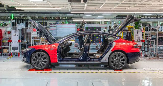 Trung Quốc kiếm bộn tiền thuế từ nhà máy của Tesla - 1