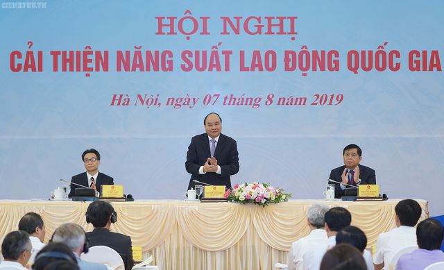 Thủ tướng: Nông nghiệp Việt cần có 100 bà Thái Hương, 100 bà Kiều Liên  - 1
