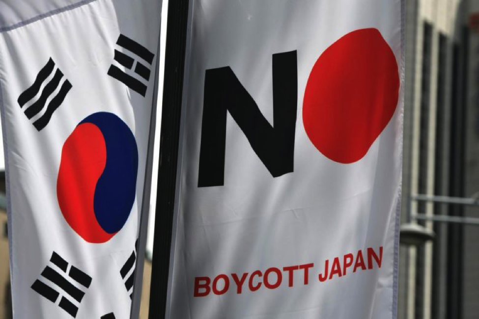 Thương chiến Nhật – Hàn leo thang, Hàn Quốc loại bỏ Nhật Bản khỏi “danh sách trắng”