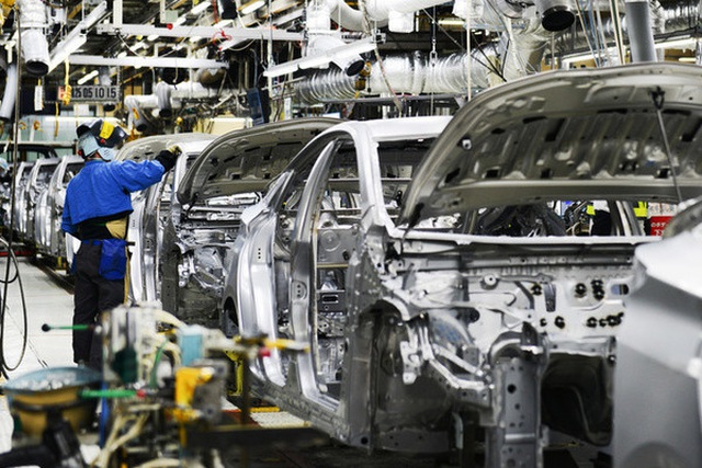 Hàng loạt hãng ô tô giảm sản xuất, tăng nhập khẩu, Bộ lo méo mặt - 1