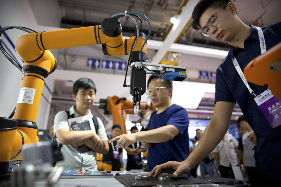 Ngành robot công nghiệp từ Nhật Bản của Trung Quốc là nạn nhân mới nhất của thương chiến Mỹ - Trung