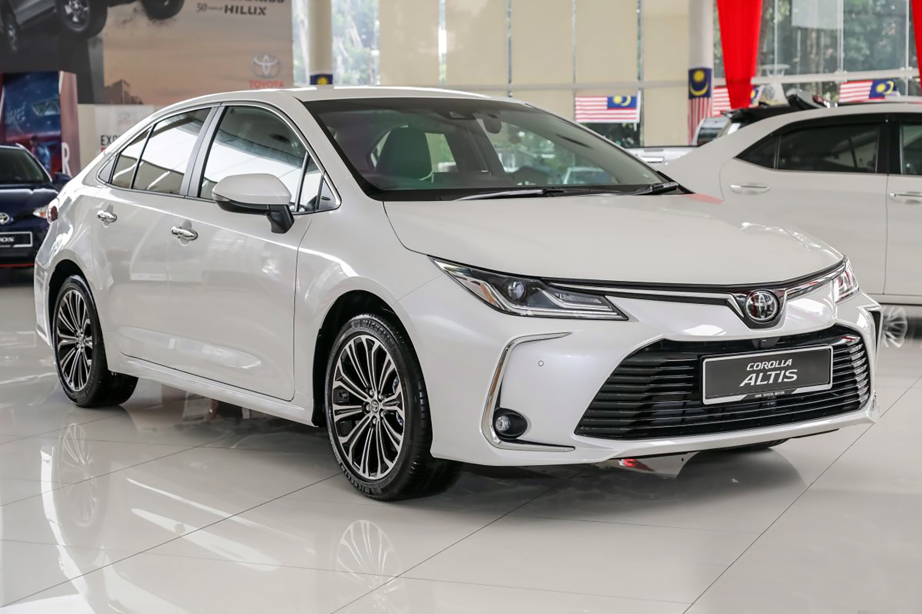 Toyota Altis 2020 tiếp tục 