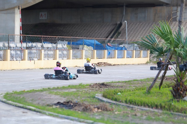 Trải nghiệm đua xe F1 thu nhỏ” ngay tại Hà Nội - 11
