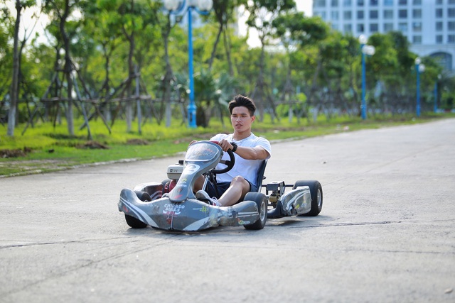 Trải nghiệm đua xe F1 thu nhỏ” ngay tại Hà Nội - 9