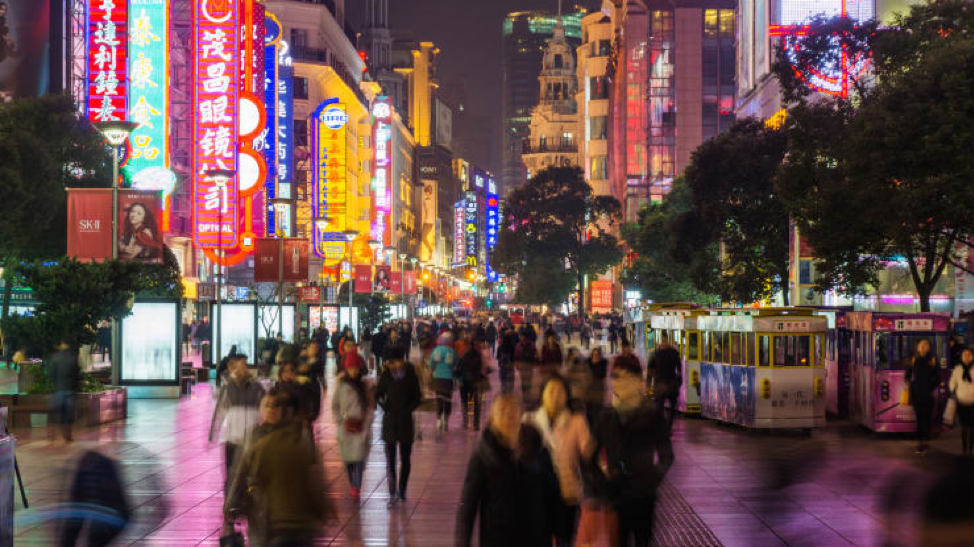 Kinh tế Trung Quốc thúc đẩy “kinh tế ban đêm”, cứu tăng trưởng