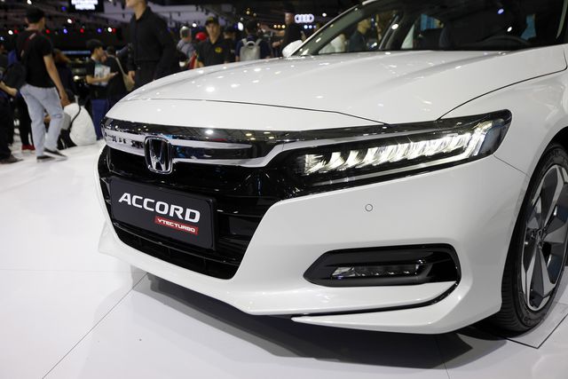 Tiếp tục được nhập khẩu từ Thái Lan, Honda Accord mới có giá từ 1,319 tỉ đồng - 7