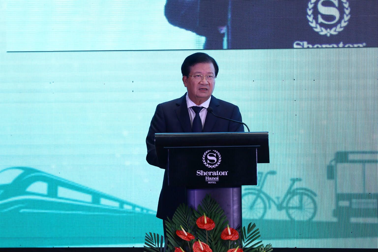 Phó Thủ tướng: “Điểm nghẽn” giao thông “cản trở” kinh tế Việt Nam phát triển