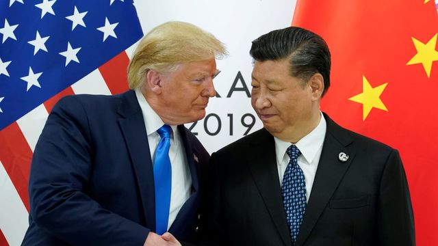 Ông Trump nói Trung Quốc sẽ sớm trả lại Mỹ 100 tỷ USD - 1