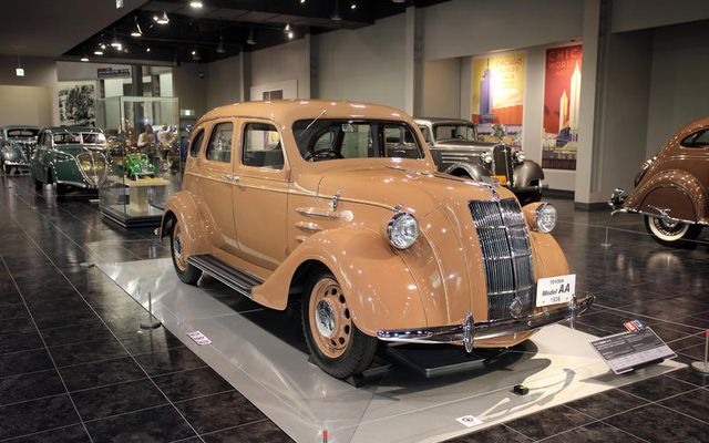 Khám phá sức hấp dẫn của Bảo tàng ô tô Toyota - 2