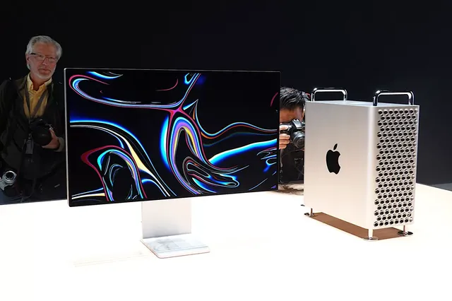 Apple gây sốc khi bán máy tính Mac Pro giá hơn 1,37 tỷ đồng - 1