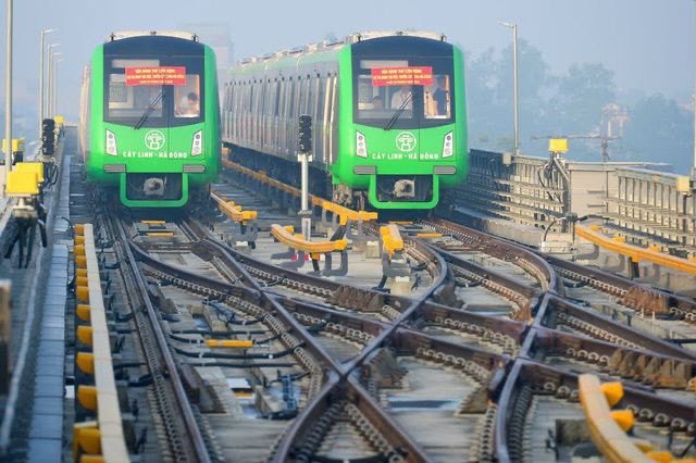 Tàu đường sắt Cát Linh - Hà Đông được cấp giấy chứng nhận tạm thời - 1