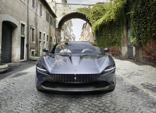 Ferrari: Sẽ thật sai lầm nếu thiết kế siêu xe dành cho phụ nữ - 1