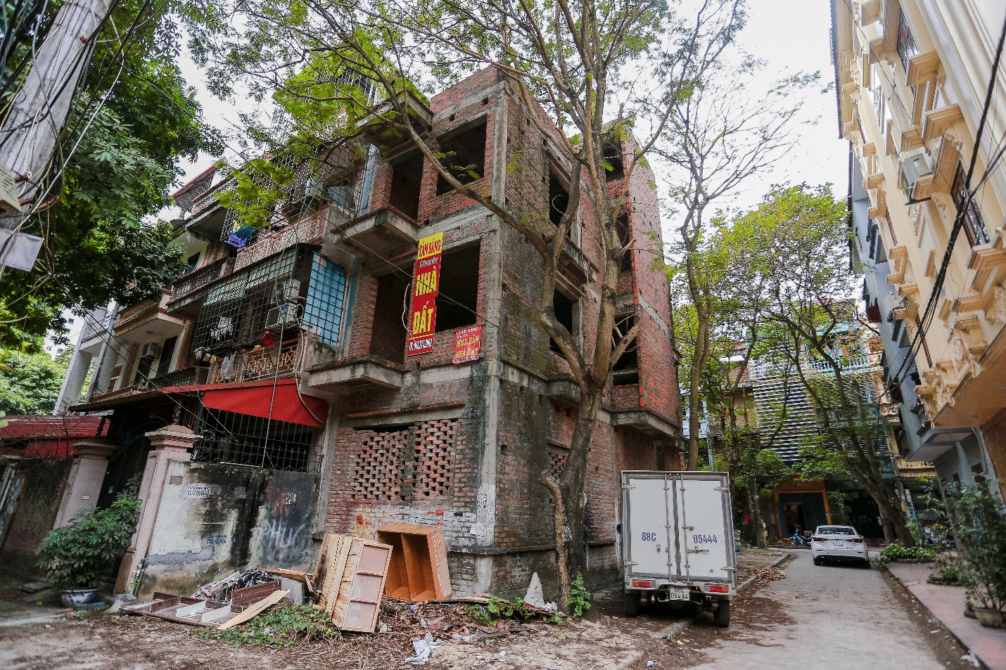 “Chuyện tình ri-đô” và cuộc sống của 25 công nhân trong “biệt thự triệu đô” ở Hà Nội