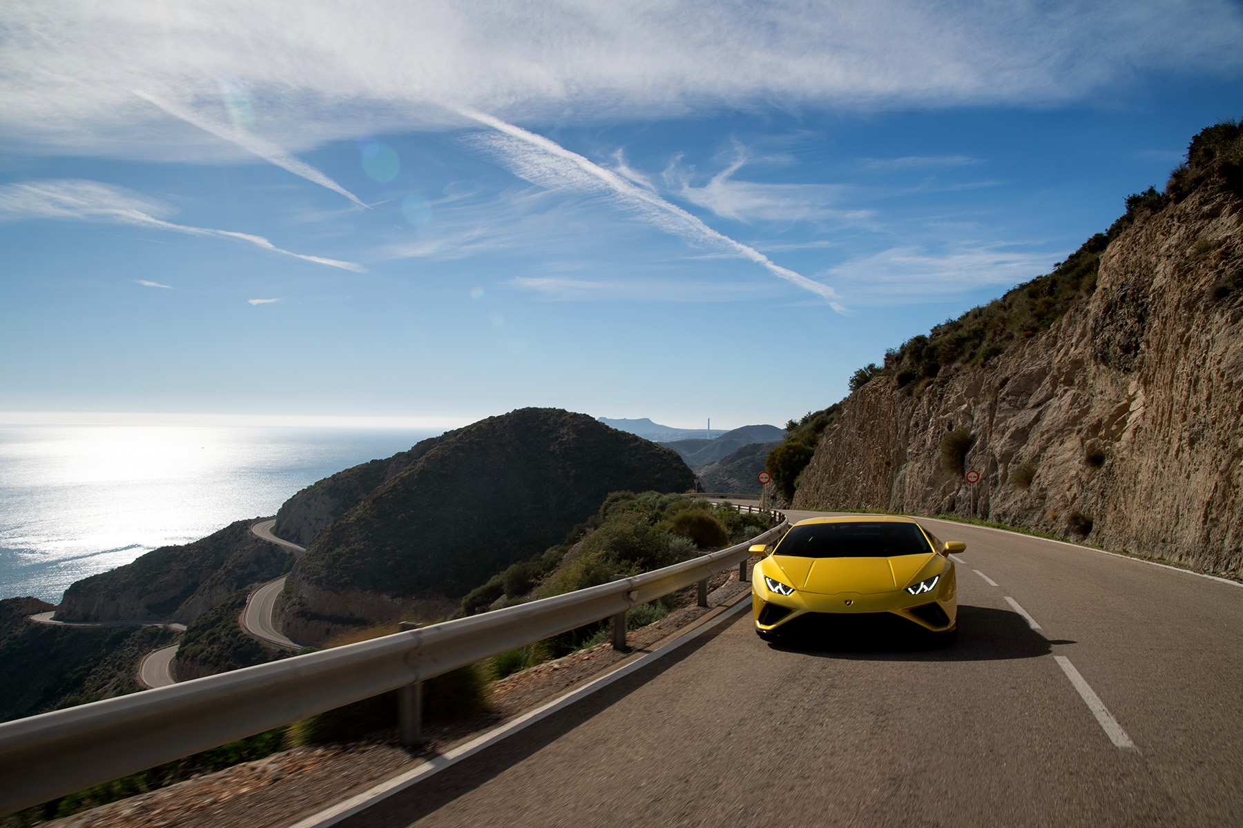 Lamborghini tung Huracan EVO “giá rẻ”