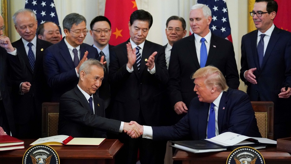 Mỹ, Trung Quốc chính thức ký thỏa thuận thương mại giai đoạn 1