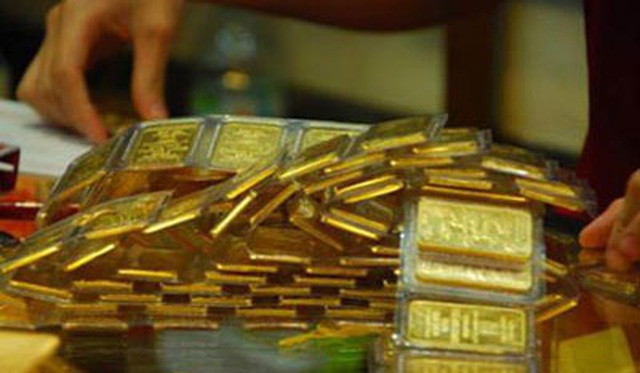 Giá vàng biến động mạnh, tăng gần 1 triệu đồng/lượng phiên khai Xuân - 1