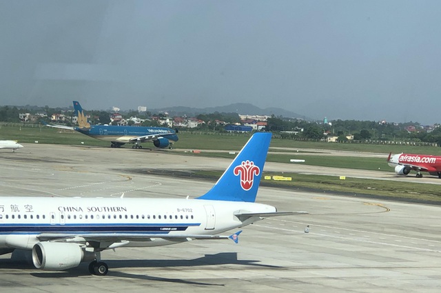 Hãng hàng không Trung Quốc “áp đảo” trên đường bay tới Việt Nam - 1