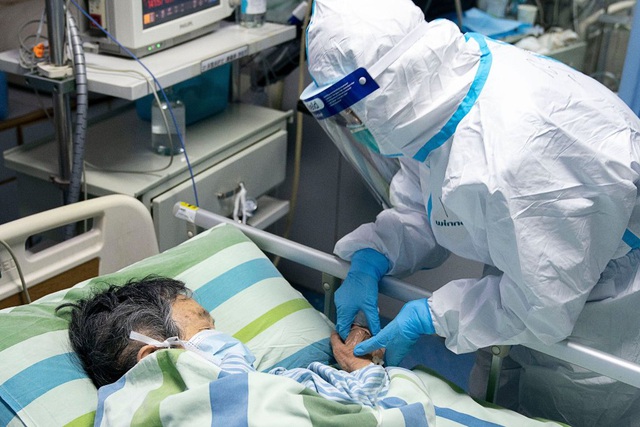 Một công dân Mỹ chết ở Vũ Hán vì virus corona - 1